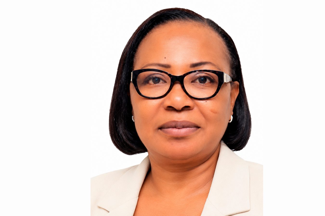Mme Delphine DIBY-KADJO, Directrice Générale IZUS Assurance