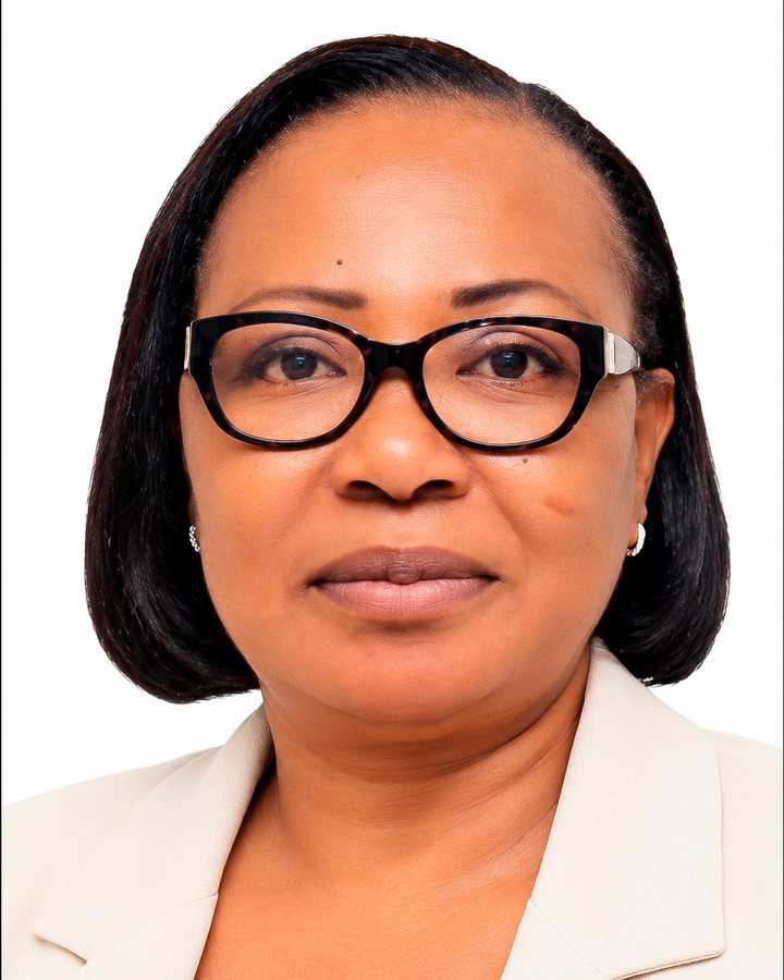 Madame Delphine DIBY-KADJO, fondatrice et Directrice Générale d'IZUS Assurance
